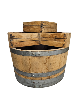 copy of HOLZ-BLUMENTOPF AUS EICHENFASS | VOLUMEN 110L | NATÜRLICH